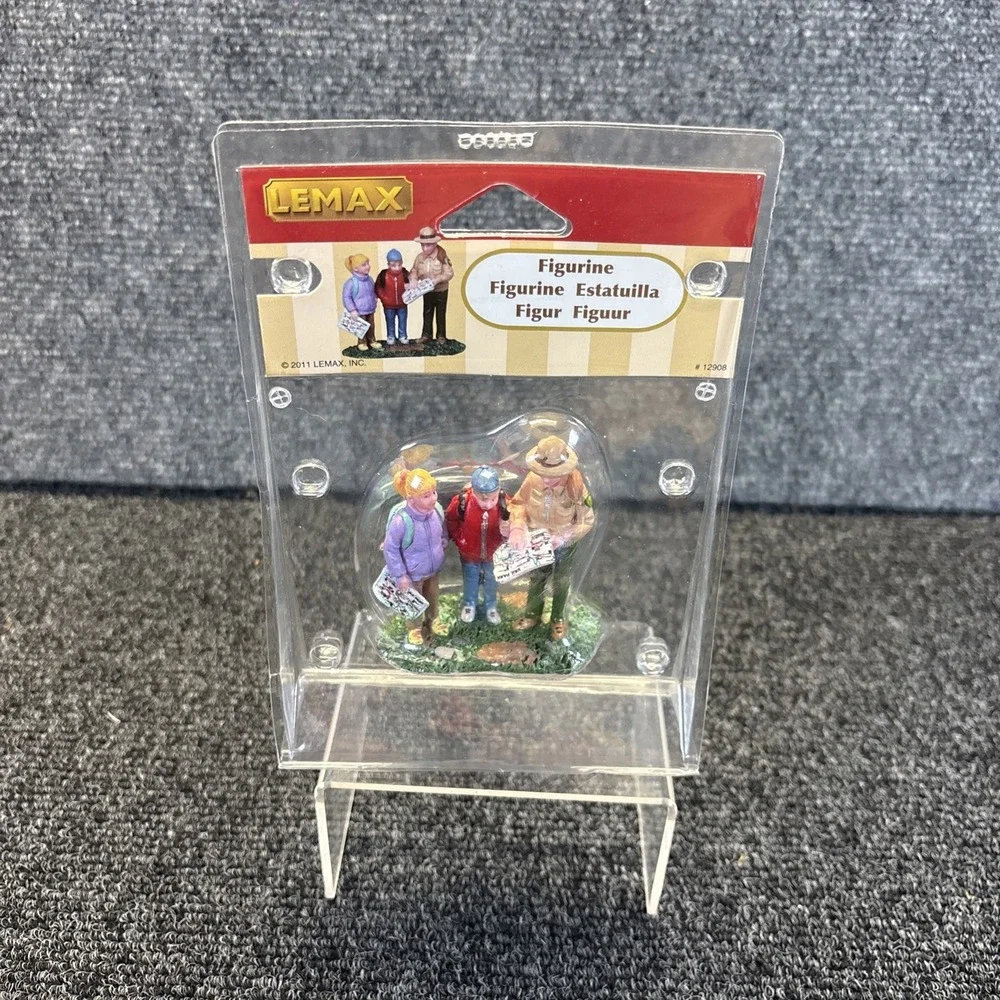 Lemax Village~Help From the Park Ranger~12908~Retired~2011~NIP